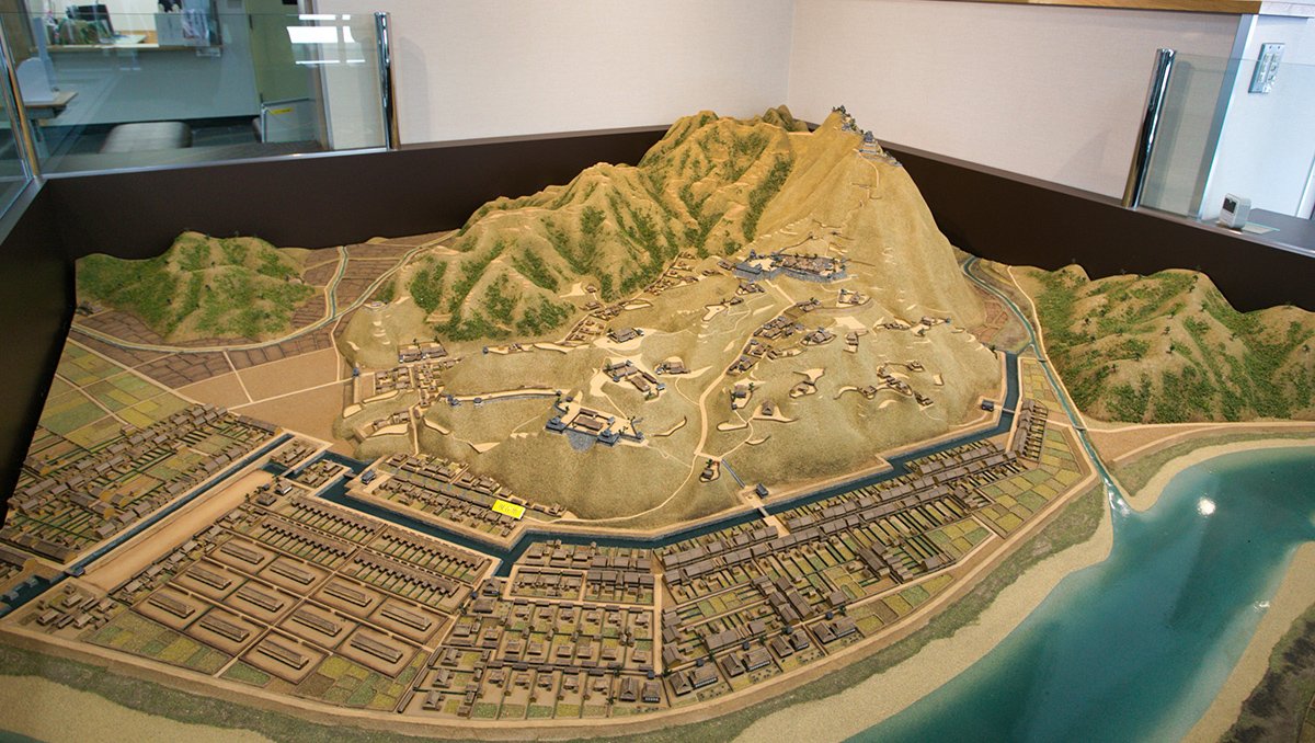 🏯 갓산토다 성터 이미지 6